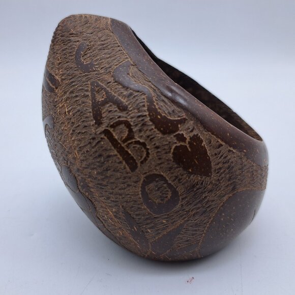 African Coconut Gourd Box From Cape Verde - Picture 10 of 11